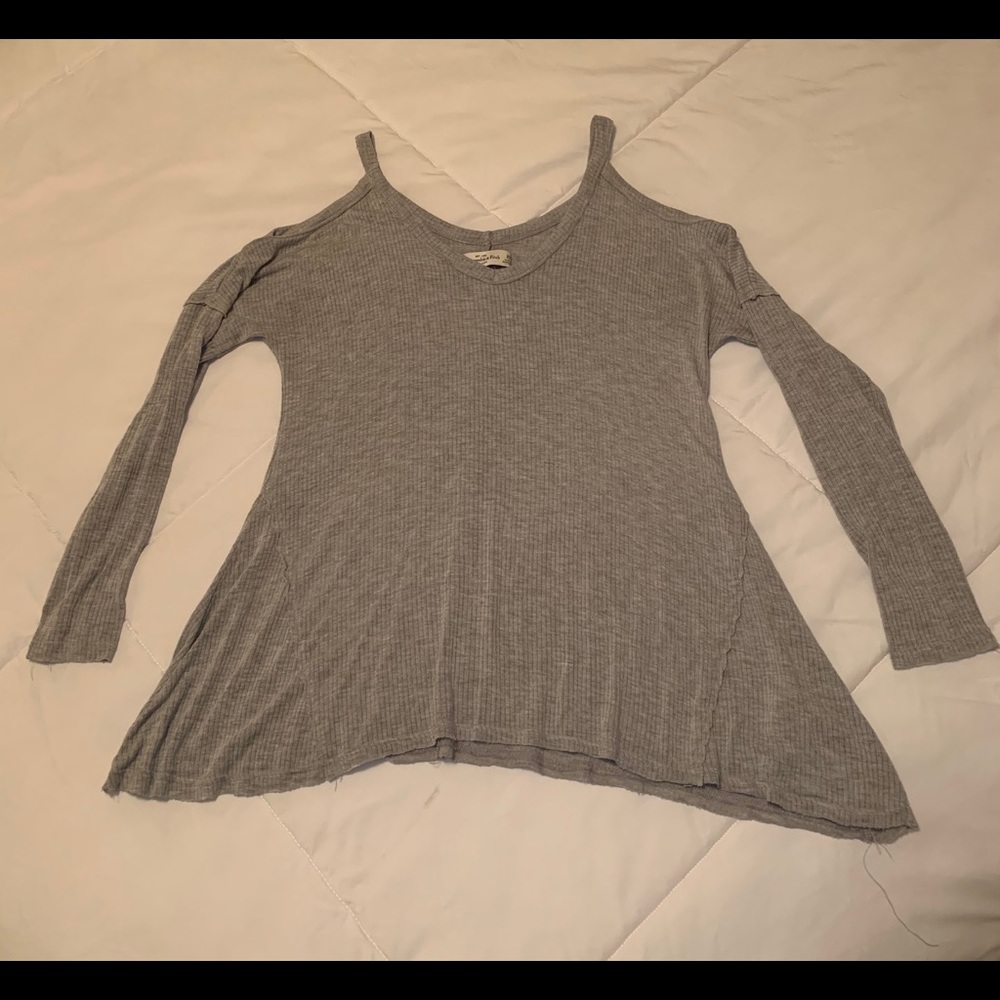 Abercrombie & Fitch Cold-Shoulder Blouse